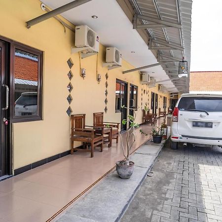 Hotel Koolkost Syariah Near Transmart Tegal Exterior foto